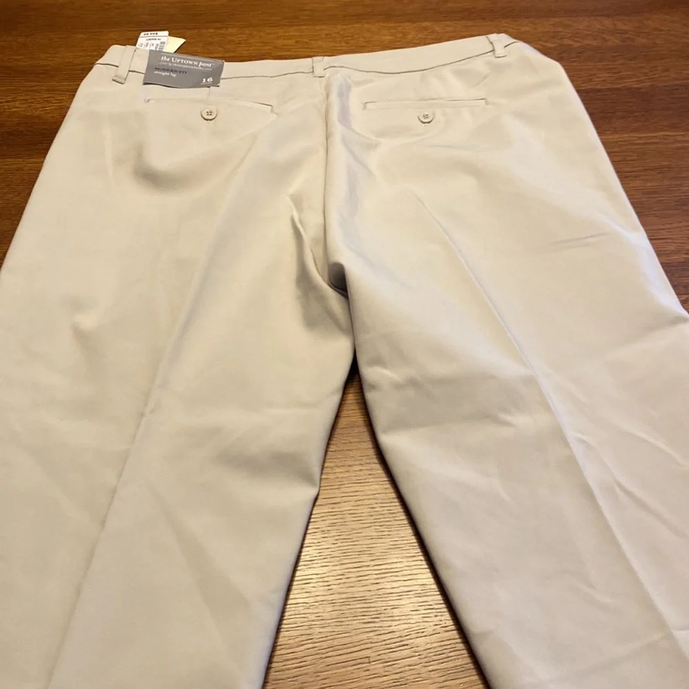 NWT Christopher & Banks 16 short dress pant - Picture 3 of 3